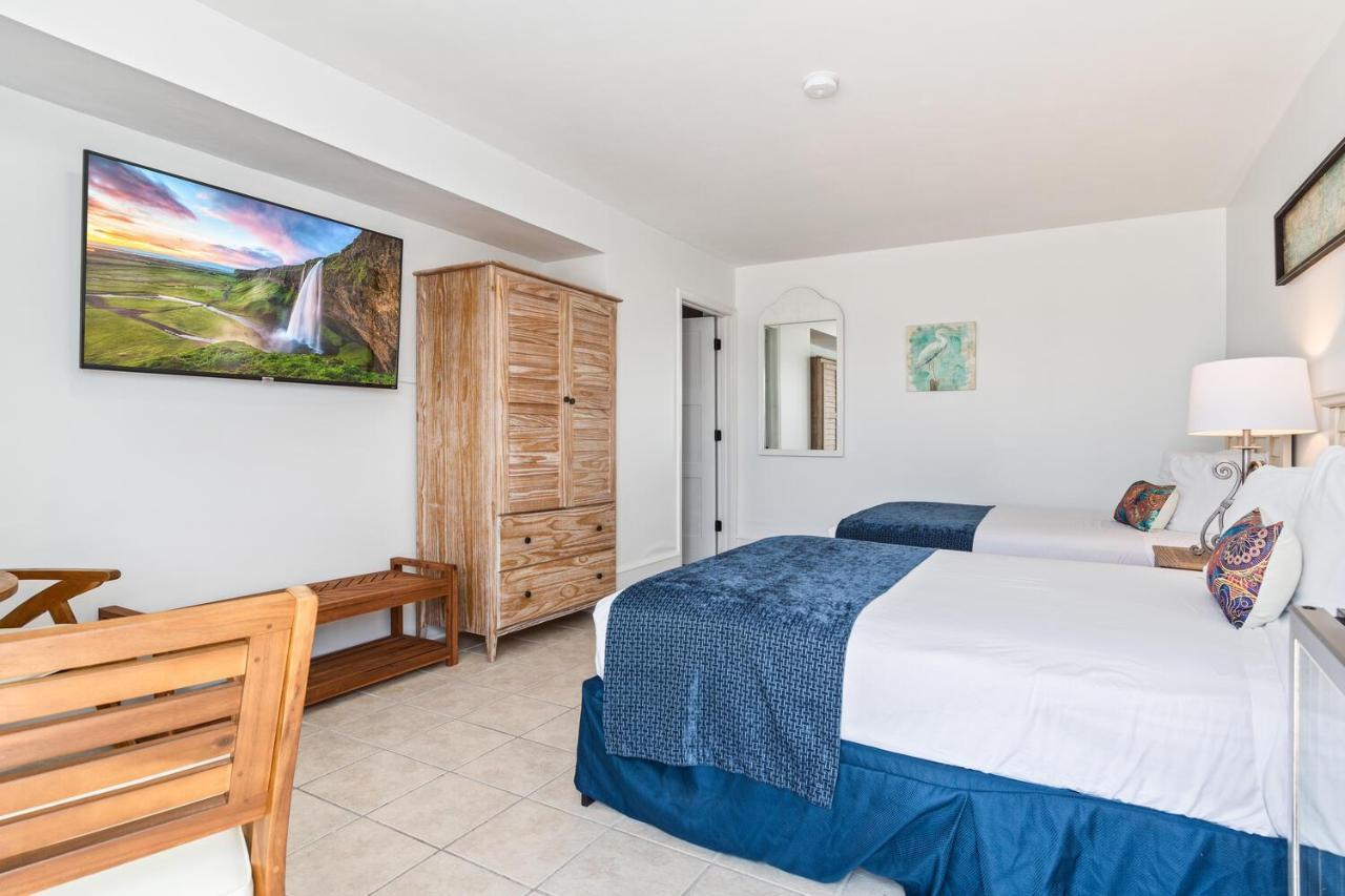 Lowes Wharf Marina Inn Sherwood Екстериор снимка